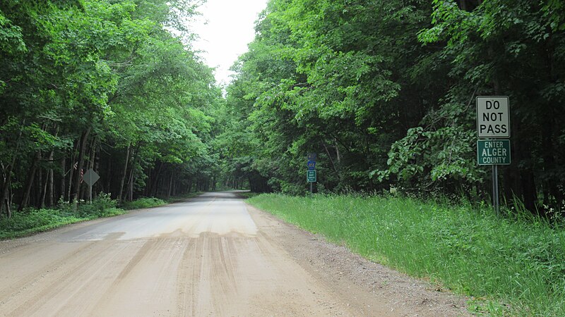 File:H-58 at Luce-Alger county line.jpg