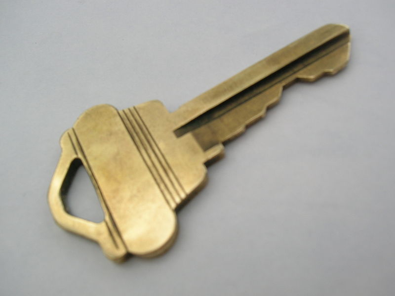 File:House key.jpg