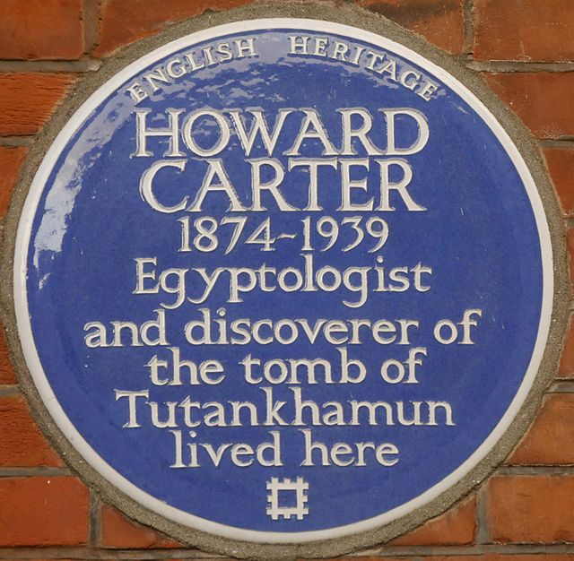 Howard Carter blue plaque on 19 Collingham Gdns. SW5