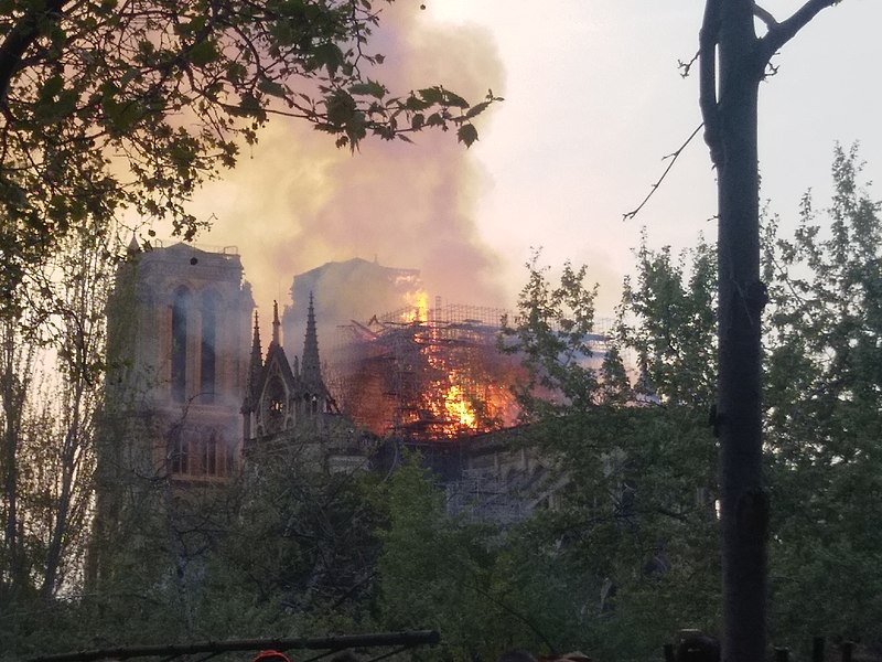 File:Incendie de Notre-Dame-de-Paris 15 avril 2019 21.jpg