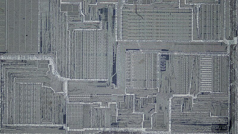 File:Intel 80186 processor microphoto 020 (50622221651).jpg