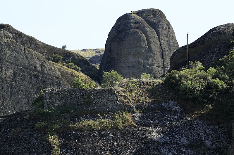 File:J26 463 Klosterruinen Ágios Dimítrios.jpg