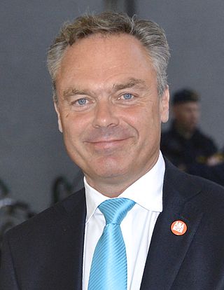 <span class="mw-page-title-main">Jan Björklund</span> Swedish politician (born 1962)