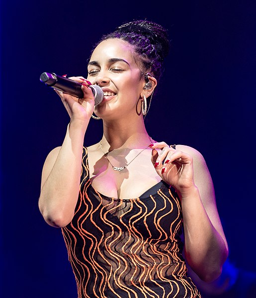Smith performing in 2018