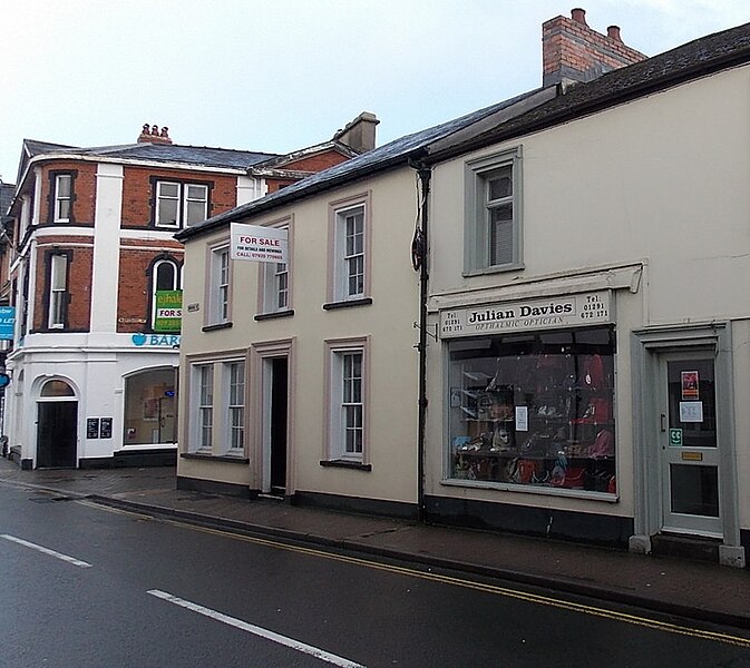 File:Julian Davies ophthalmic opticians, Usk - geograph.org.uk - 3839894.jpg