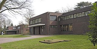 <span class="mw-page-title-main">Haus Lange and Haus Esters</span> Buildings by Ludwig Mies van der Rohe