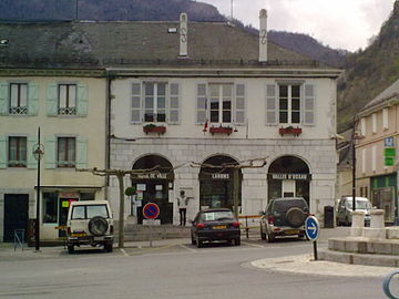 La mairie de Laruns.
