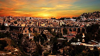 La vieille ville de Constantine et le pont sidi Rached.jpg