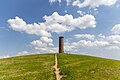 Der Gömnitzer Turm auf der Spitze des Gömnitzer Berges