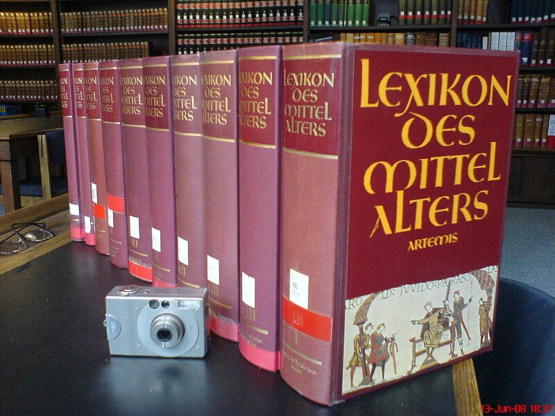 File:LexikondesMittelalters.JPG