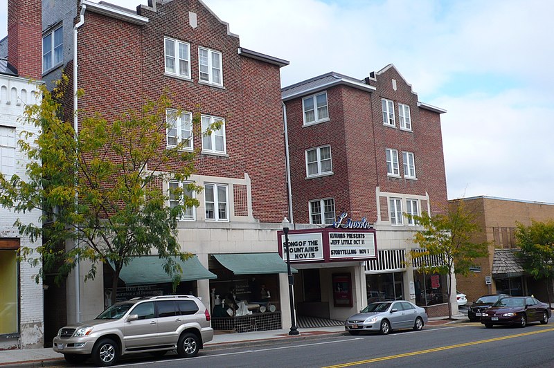 File:LincolnTheatreMarionVA.jpg