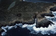 Aerial view of the wreck site on Kangaroo Island Loch Vennachar arial PeterC 1976.jpg