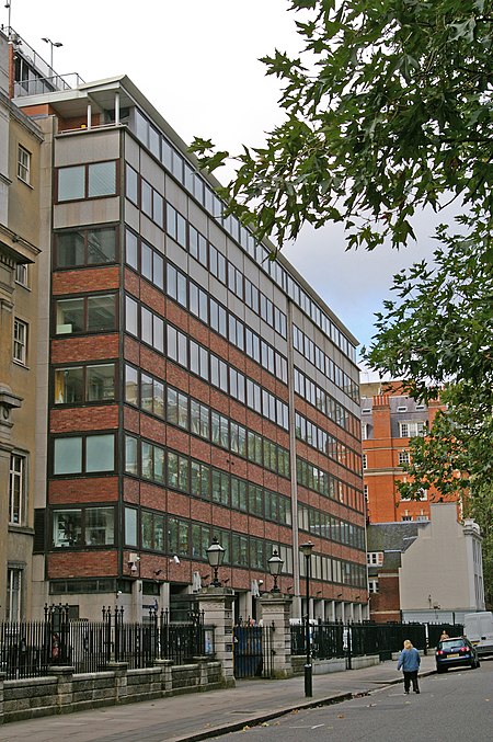 London Research InstituteImgp1026