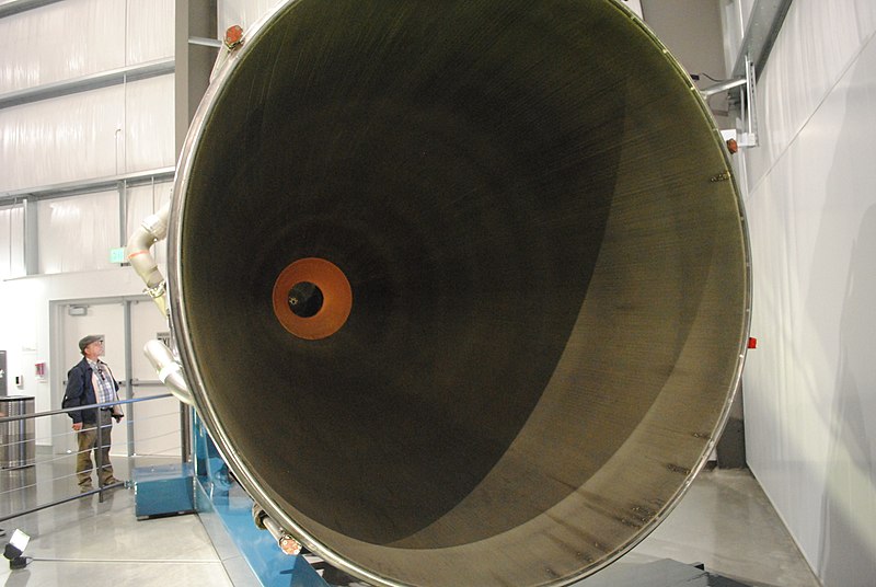 File:Looking Into a Space Shuttle Main Engine Bell - Flickr - FastLizard4.jpg