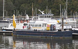 MV Dart Explorer pada semalam ponton di Dartmouth.jpg