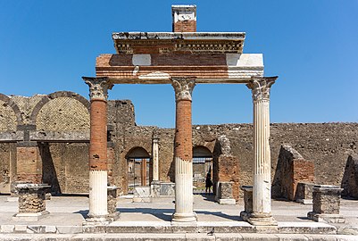 Macellum of Pompeii