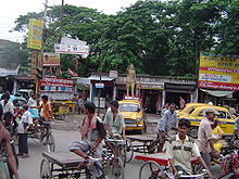 Madhyamgram Crossing on Jessore Road; Traffic jam, including the "Cycle-van"s Madhyamgramchowmatha.JPG