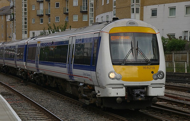 File:Marylebone station MMB 15 168218.jpg