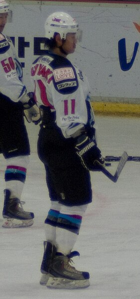 Masahito Nishiwaki was awarded "Young Guy of the Year" in 2006. In 2009 he helped lead his team to a championship with 12 goals in the playoffs.