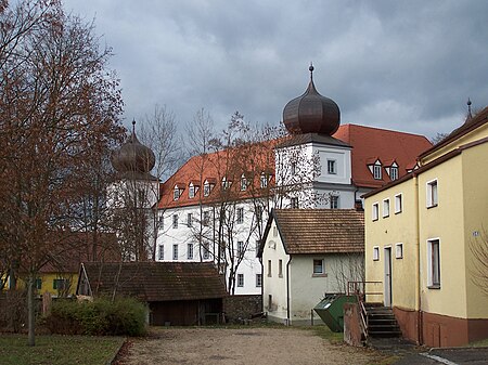 Maxhüllte Haidhof Schloss Pirkensee