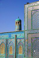 Mazar-e Sharif - Mosque.jpg