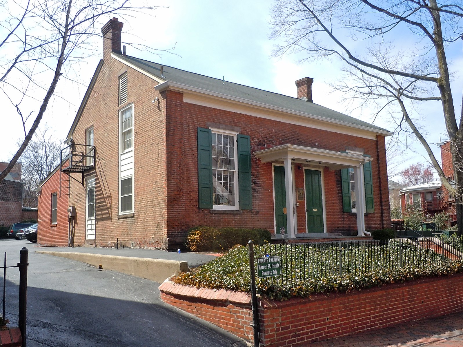 Mercer street. Мерсер стрит. Трентон Нью-джерси. Calvert Hills historic District колледж-парк. Трентон штат Нью-джерси США фото 2022.