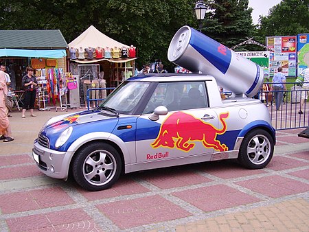 ไฟล์:Mini_Red_Bull_Międzyzdroje1.JPG