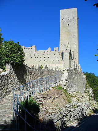 Montefalcone Appennino - Torre.jpg