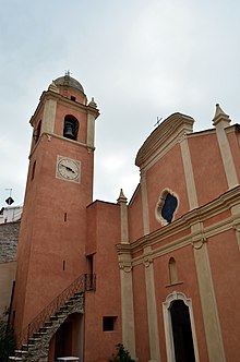 La chiesa parrocchiale di San Pietro apostolo nella frazione di Montemarcello