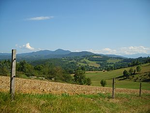 Paesaggio tipico dei Prepirenei francesi, nel Couserans