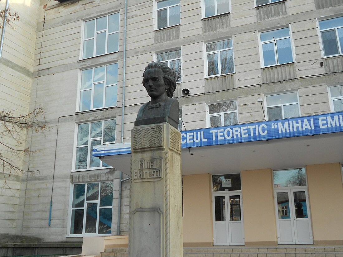 Liceul Teoretic „Mihai Eminescu” din Bălți