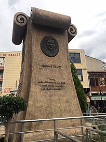 Monument to Mehmed Uzun.jpg
