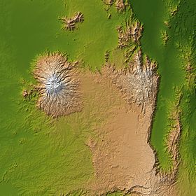 Topografische kaart van Mount Elgon (links) met de Great Rift Valley (rechts).