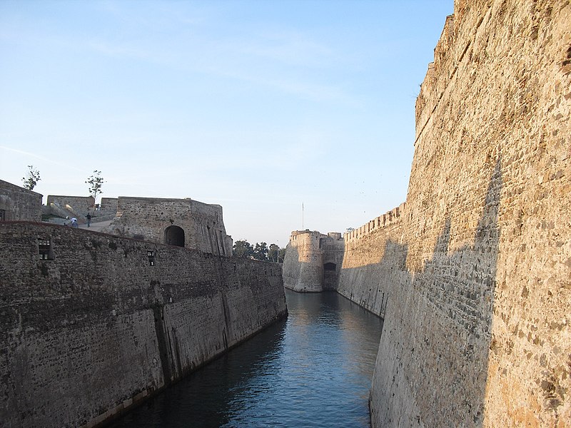 File:Murallas Reales de Ceuta.jpg