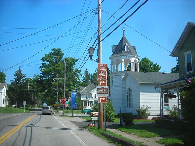 NY 14 northbound at the junction of Fitzhugh and Bay streets in Sodus Point