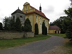 Farní kostel sv. Jakuba Staršího v Nových Hradech.