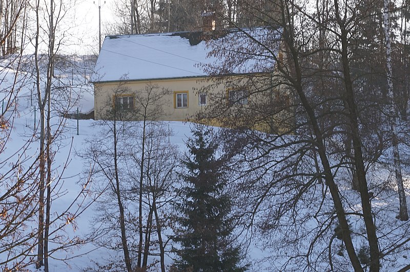 File:Nový Harcov (Liberec XVI) - dům čp. 93 v ul. Ve Slatinách (1).jpg