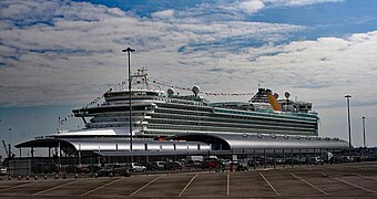 Ventura alongside Ocean Terminal