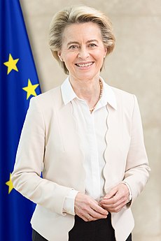 Official Portrait of Ursula von der Leyen.jpg