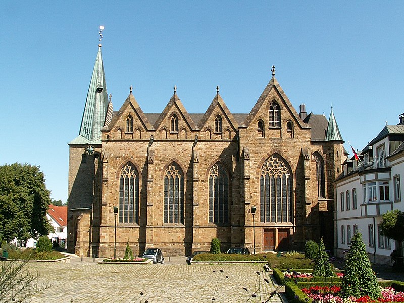 File:Ostercappeln Lambertuskirche.jpg