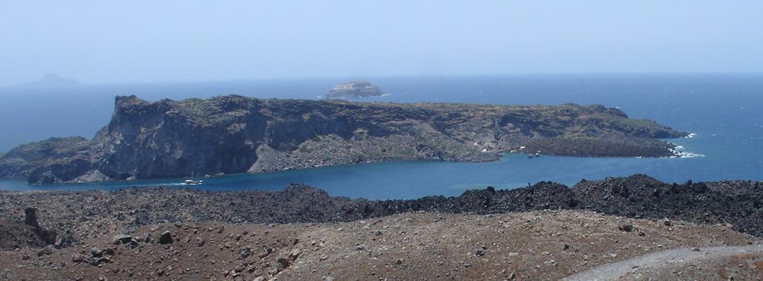 パレア・カメニ島