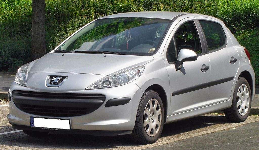 Fichier:Peugeot 207CC front 20080220.jpg — Wikipédia