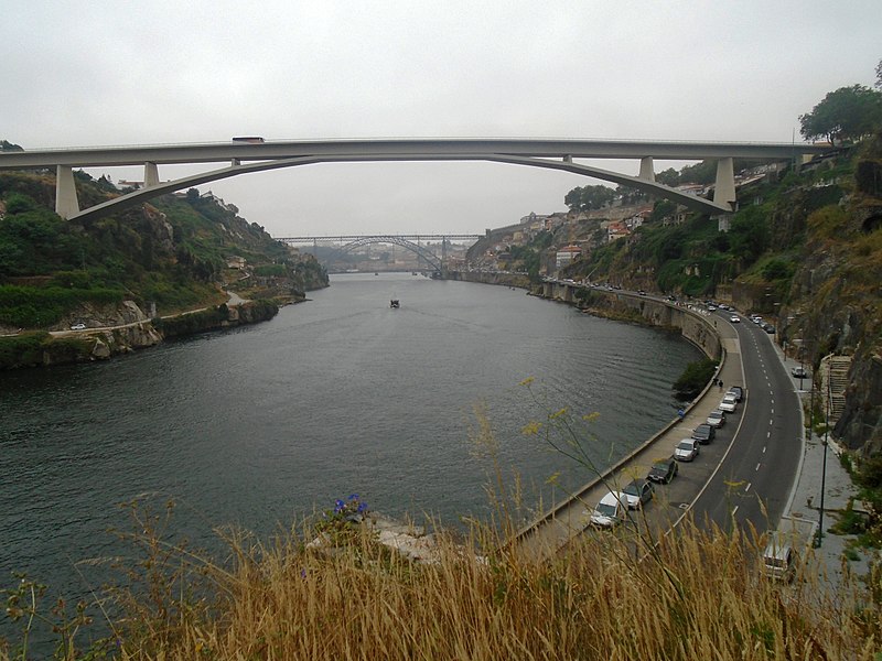 File:Porto 2014 DSC09307 (34239532300).jpg