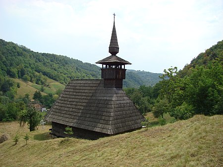 RO AR Troas wooden church 19.jpg