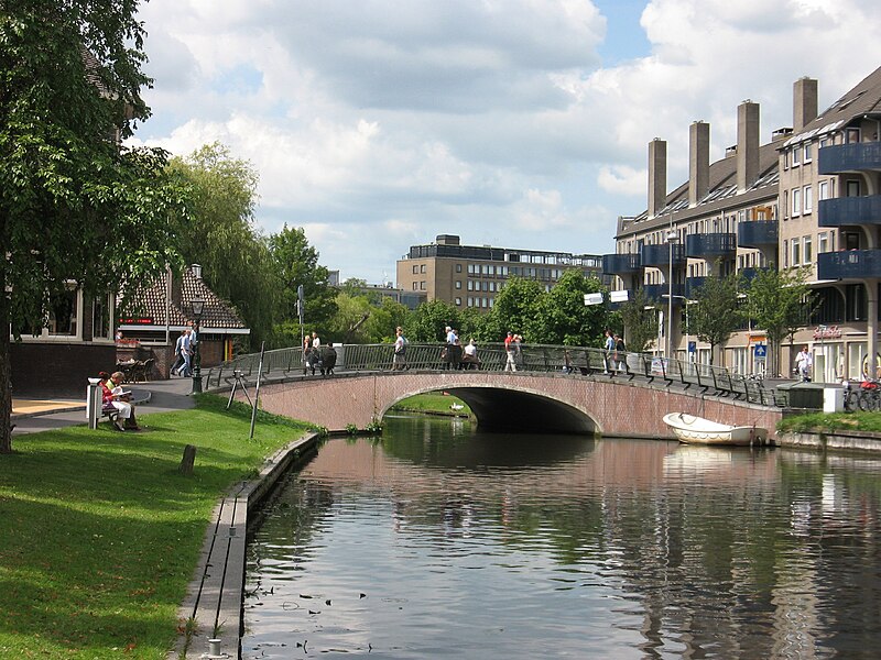 File:Rijnsburgerbrug Leiden.jpg