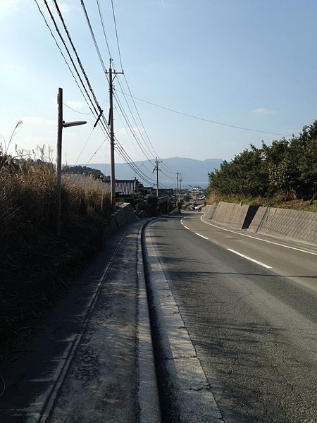 File:Road on Sakurajima Peninsula.jpg