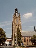 Roeselare, Sint-Michielskerk van zuiden 2006-07-21 13.13.jpg