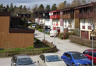 Radhus vid Ålgrytevägen.