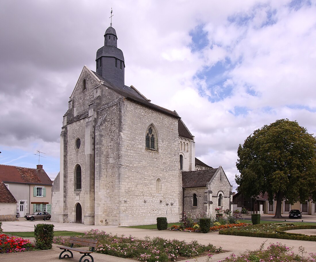 File:Saint Genou 01 2009.jpg