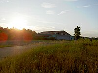 Salem Airport, Six Mile Road